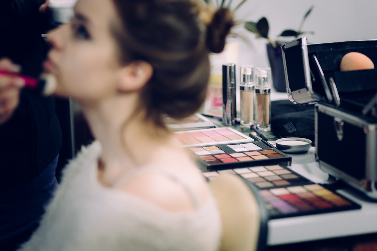 Jasa Make Up Panggilan untuk Momen Spesial Keluarga pexels freestocksorg 361755 jasa make up panggilan