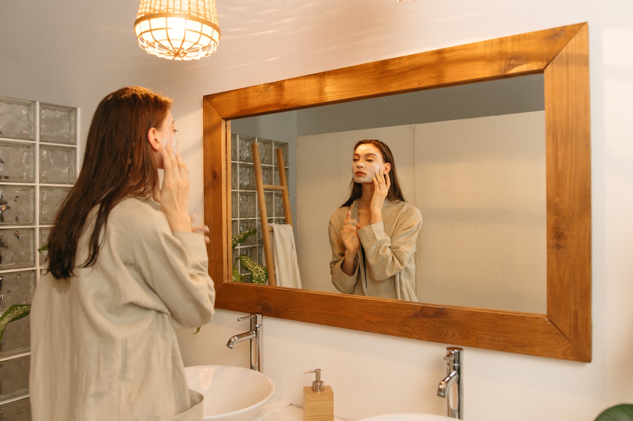 Urutan Skincare Sebelum Make Up, Pemula Wajib Paham urutan skincare sebelum make up urutan skincare sebelum make up
